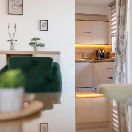 Lägenhet Comfortable 2 Bedroom Marina Close To *